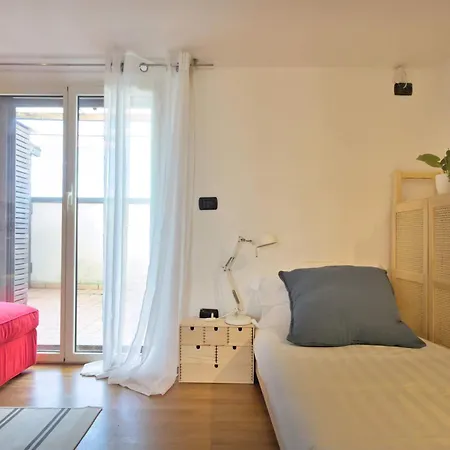 Homeby, Casa Betta Milánó