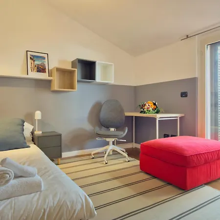 Homeby, Casa Betta * Milánó